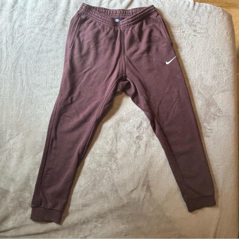 COPY - Nike maroon men’s sweatpants